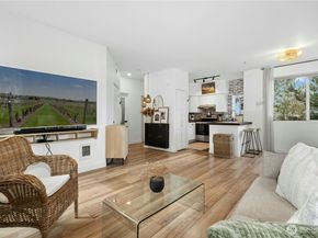 12012 NE 204th Place C203, Bothell WA 98011