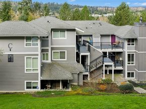 12012 NE 204th Place C203, Bothell WA 98011