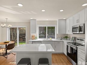 2229 150th Pl SW, Lynnwood WA 98087