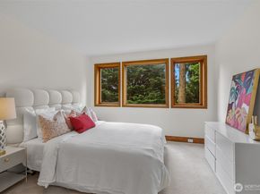 13710 41st Avenue NE, Seattle WA 98125