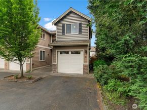 14819 35th Avenue W 6, Lynnwood WA 98087