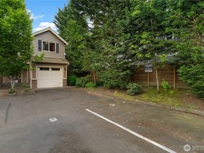 14819 35th Avenue W 6, Lynnwood WA 98087