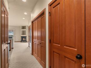 14819 35th Avenue W 6, Lynnwood WA 98087