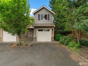 14819 35th Avenue W 6, Lynnwood WA 98087