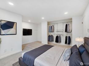 2219 14th Avenue W 202, Seattle WA 98119