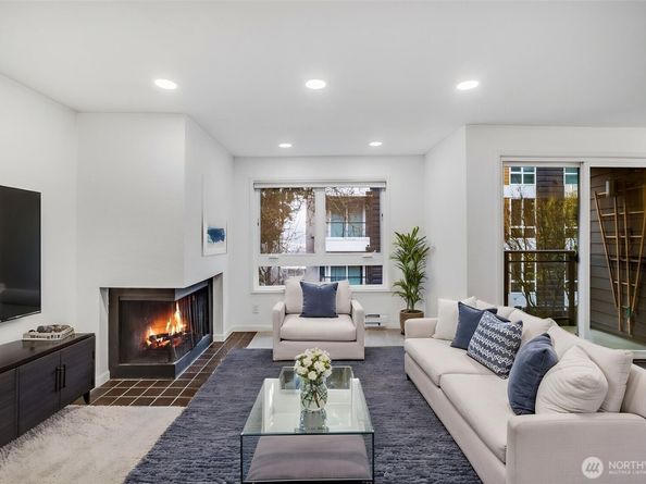 2219 14th Avenue W 202, Seattle WA 98119
