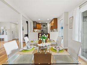 17404 NE 45th Street 170, Redmond WA 98052