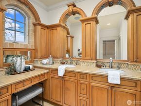 8772 Sand Point Way NE, Seattle WA 98115