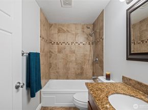 1123 SW 144 Street, Burien WA 98166