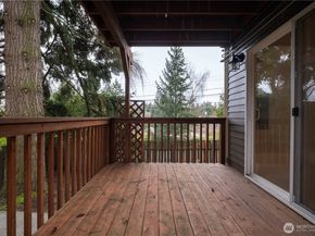 1123 SW 144 Street, Burien WA 98166