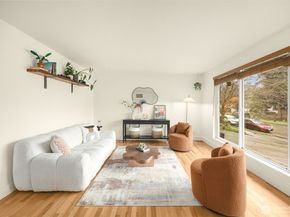 9427 8th Avenue SW 1, Seattle WA 98106