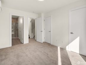 8507 16th Avenue NW, Seattle WA 98117