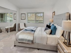 12323 NE 97th Street O, Kirkland WA 98033
