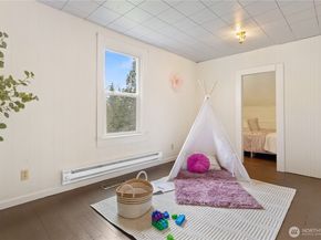 19612 Langaunet Lane NE, Poulsbo WA 98370