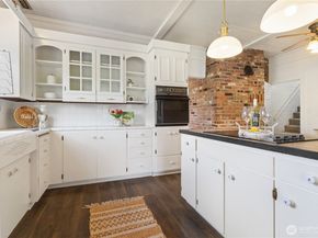 19612 Langaunet Lane NE, Poulsbo WA 98370