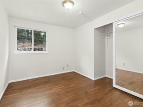 815 NE 200th Street, Shoreline WA 98155