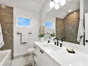 2006 B 19th Avenue S, Seattle WA 98144