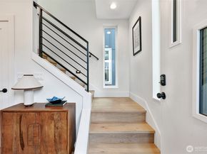 2006 B 19th Avenue S, Seattle WA 98144