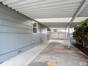 2807 NE 16th Street, Renton WA 98056