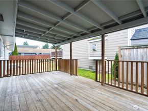 2807 NE 16th Street, Renton WA 98056