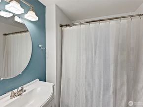 1325 Carr Boulevard, Bremerton WA 98312