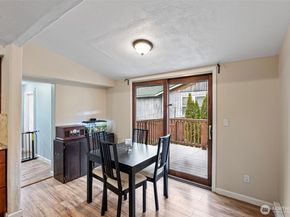 1325 Carr Boulevard, Bremerton WA 98312