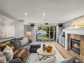 528 W Lake Sammamish Parkway SE, Bellevue WA 98008