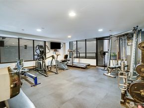 2621 2nd Avenue 706, Seattle WA 98121