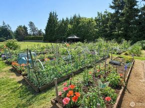 13932 NE 60th Street 150, Redmond WA 98052