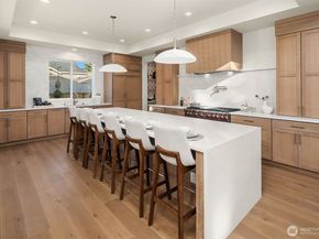 3829 142nd Place SE, Bellevue WA 98006