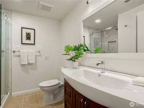 4630 152nd Place SE, Bellevue WA 98006