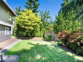 4630 152nd Place SE, Bellevue WA 98006