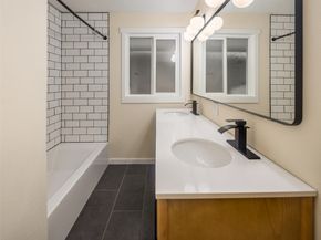 119 N 84th Street, Seattle WA 98103