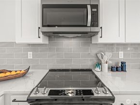 12225 Roseberg Avenue S 9, Seattle WA 98168