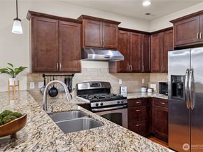 12014 NE 162nd Place, Bothell WA 98011