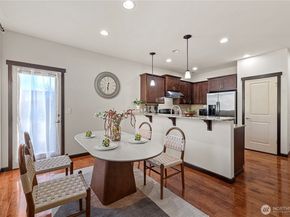 12014 NE 162nd Place, Bothell WA 98011