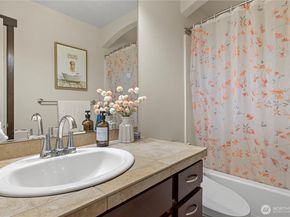 12014 NE 162nd Place, Bothell WA 98011