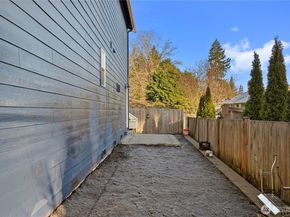 12014 NE 162nd Place, Bothell WA 98011