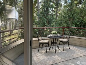 1750 152nd Avenue NE W307, Bellevue WA 98007