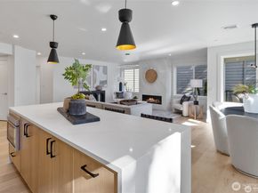 410 2nd Street A, Kirkland WA 98033