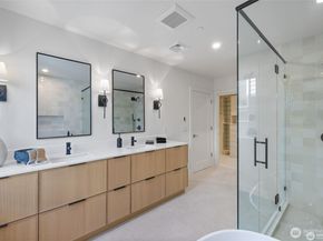 410 2nd Street A, Kirkland WA 98033