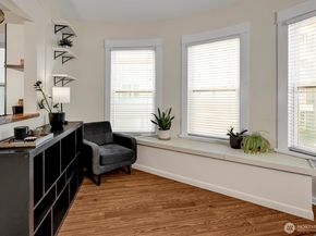 115 Bellevue Avenue E 105, Seattle WA 98102