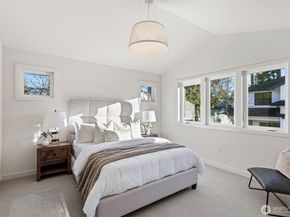 8017 126th Avenue NE B, Kirkland WA 98033