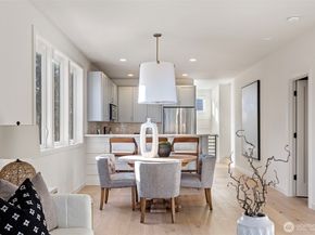 8017 126th Avenue NE B, Kirkland WA 98033