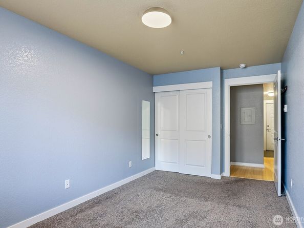 840 NE 125th Street NE 304, Seattle WA 98125