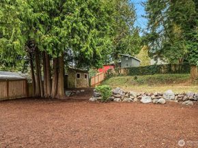 12517 22nd Avenue NE, Seattle WA 98125