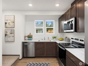 1359 Nolta Loop NE, Bainbridge Island WA 98110