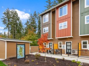 1359 Nolta Loop NE, Bainbridge Island WA 98110