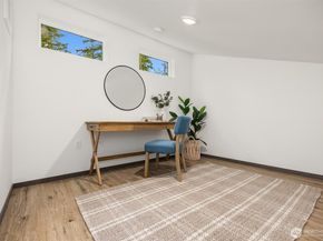 1359 Nolta Loop NE, Bainbridge Island WA 98110