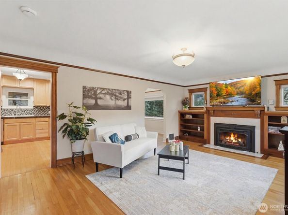 1600 27th Avenue, Seattle WA 98122